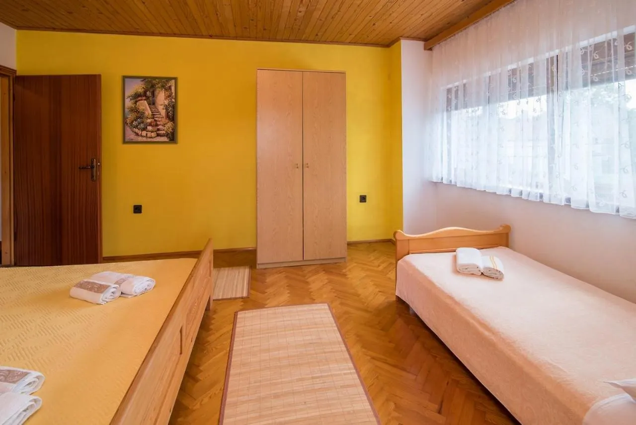 Apartment Marica Vrbnik Croatia
