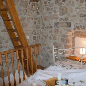 Vikendica Andrijana, Vrbnik (Primorje-Gorski Kotar)
